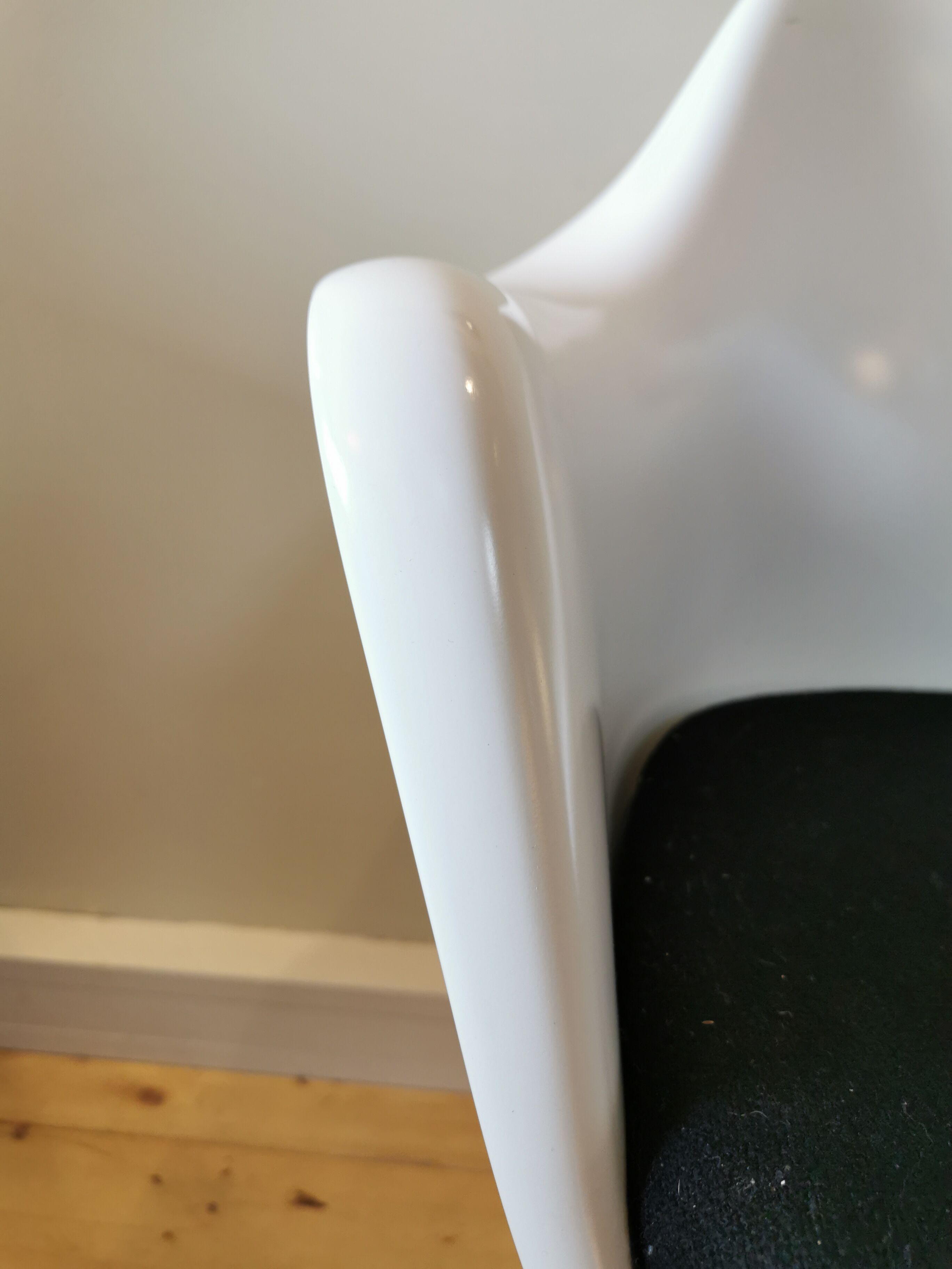 Armchair by Eero Saarineen for Knoll