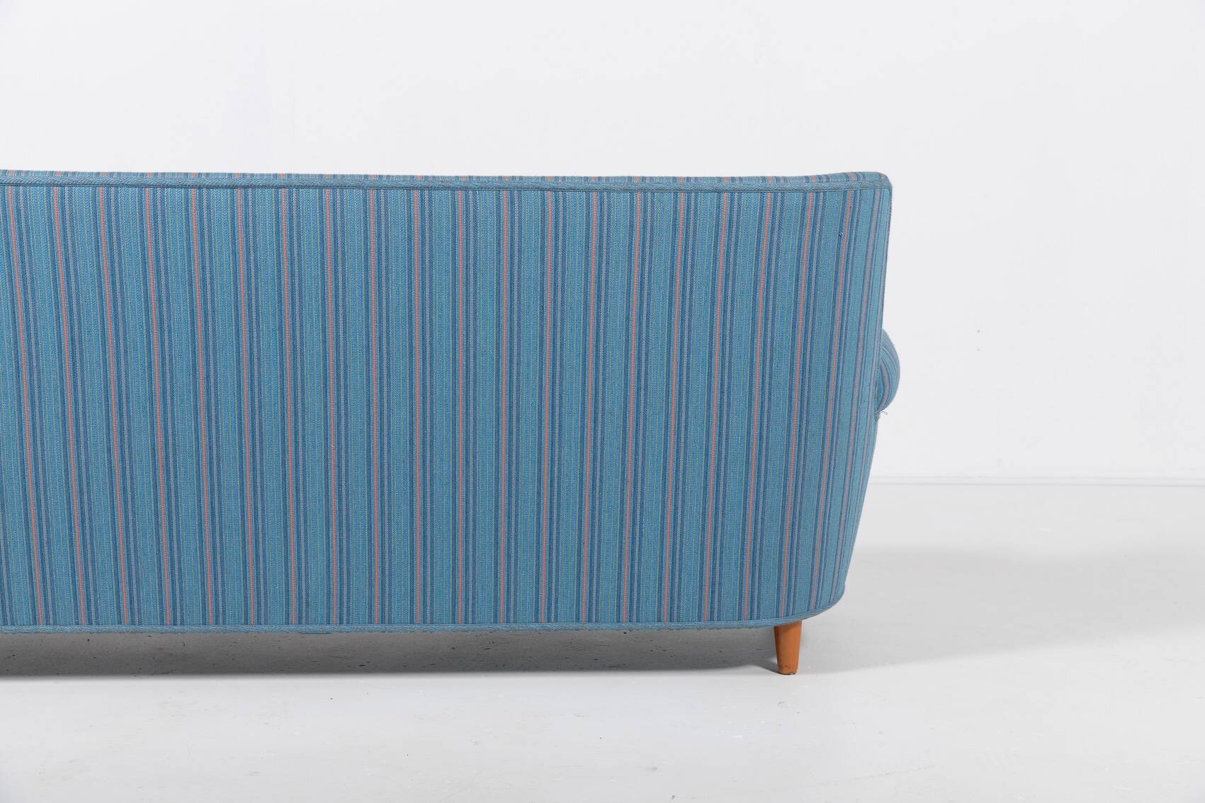 Swedish Modern elegant Carl Malmsten sofa ‘Home Evening’ by O.H. Sjögren, 1960’s