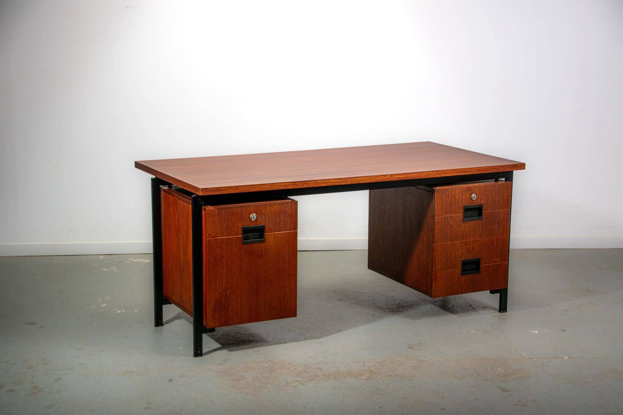 Japan Series EU02 desk by Cees Braakman for Pastoe