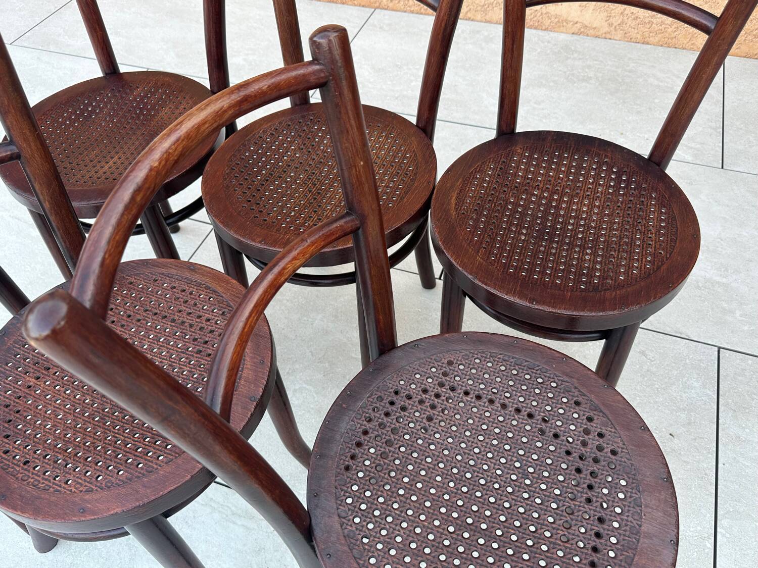 Suite de 6 chaises de bistrot Thonet années 1920