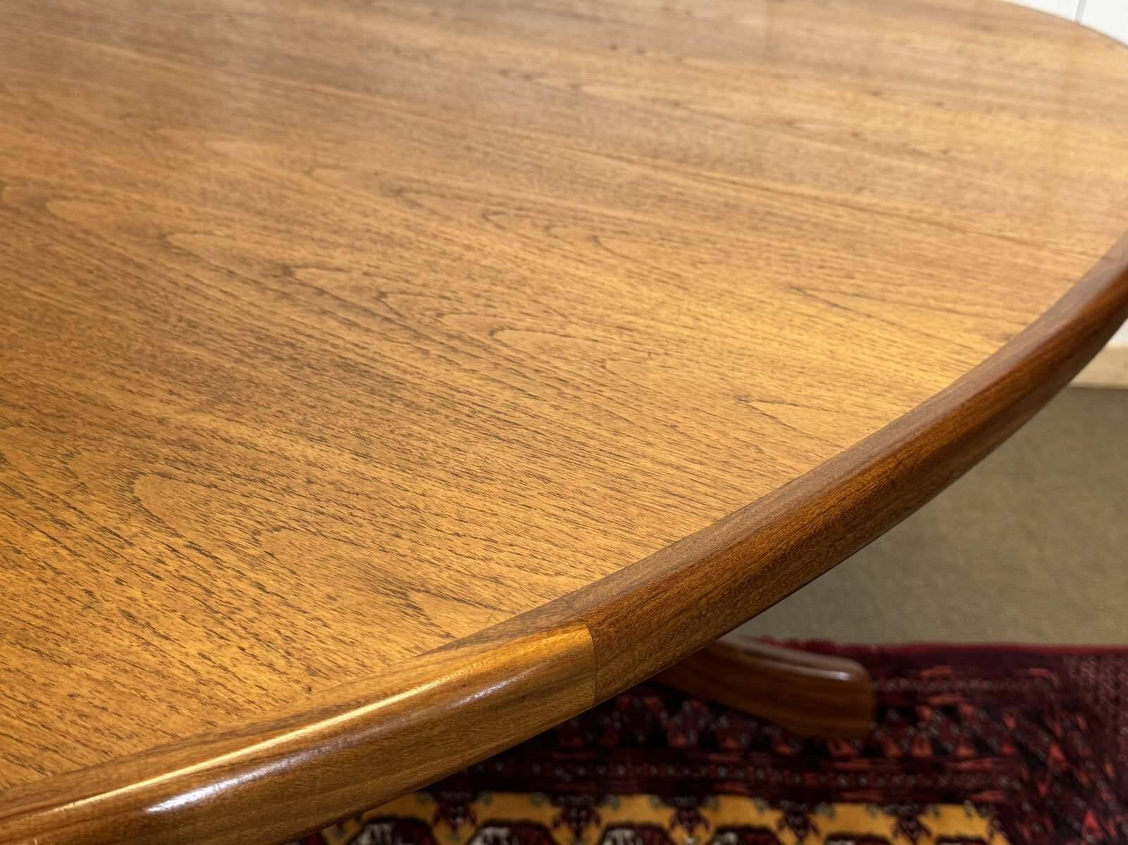 G-Plan oval teak table from the 1970s with a butterfly extension.