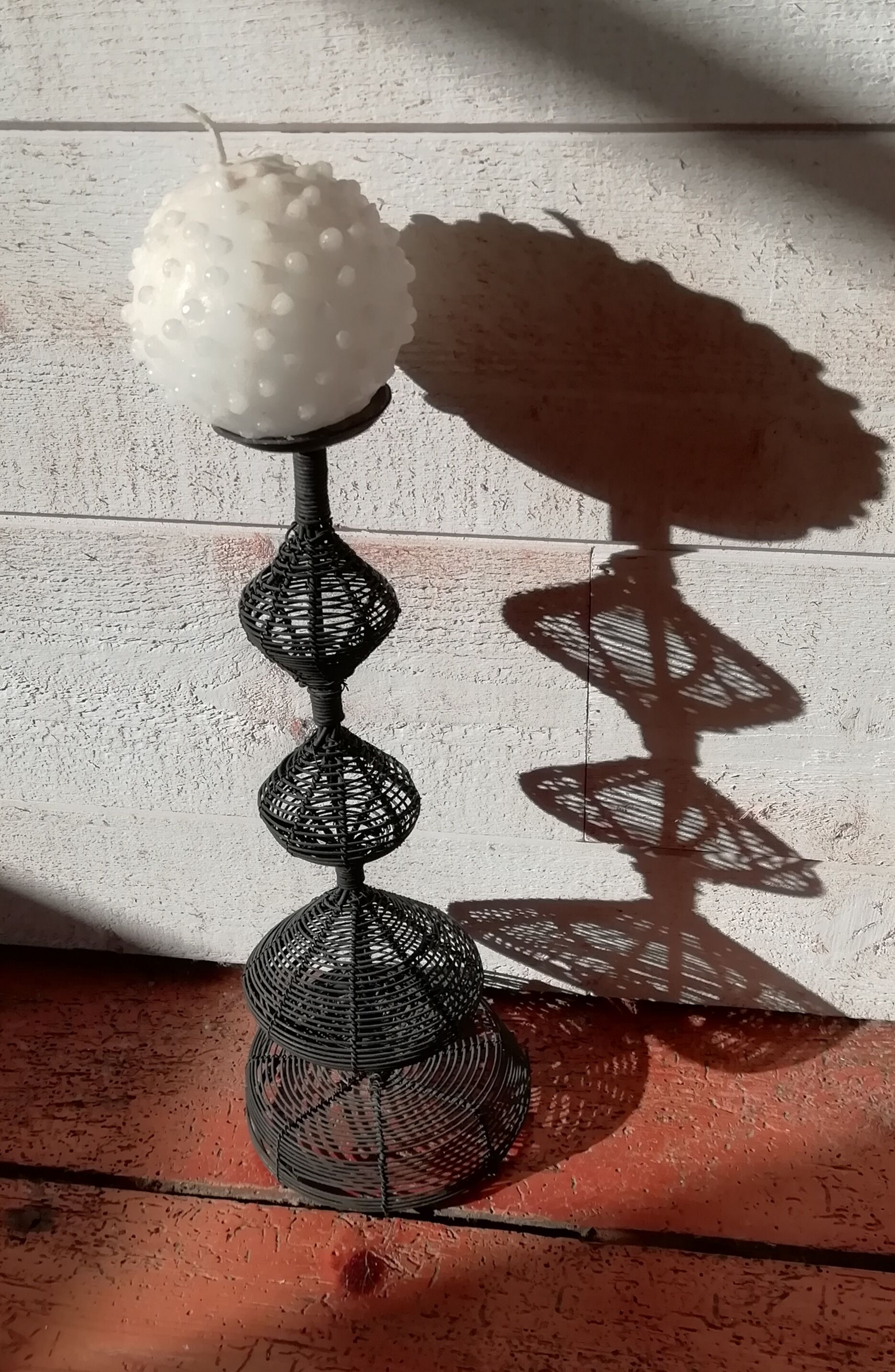metal wire candle holder