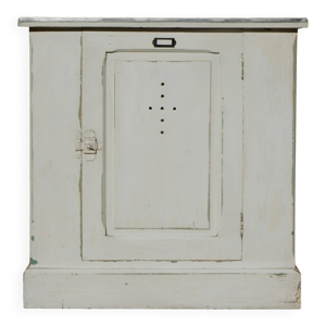 Ancien petit meuble d'atelier