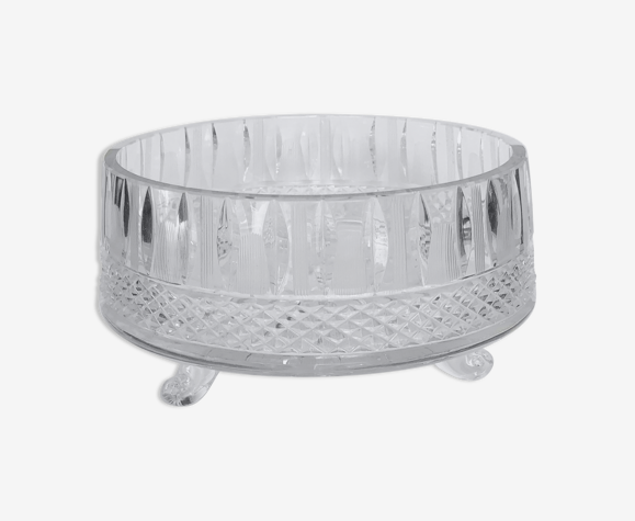 Tripod cut in cut crystal