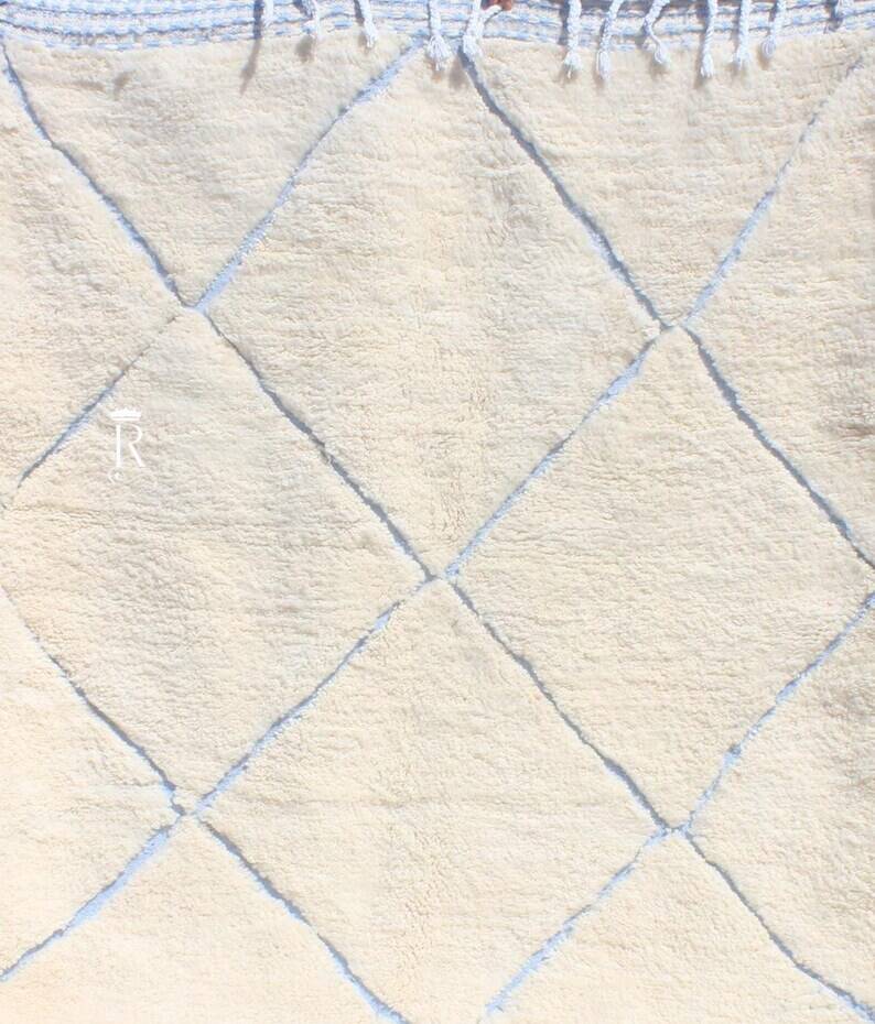 Berber Moroccan rug 200cm x 300cm