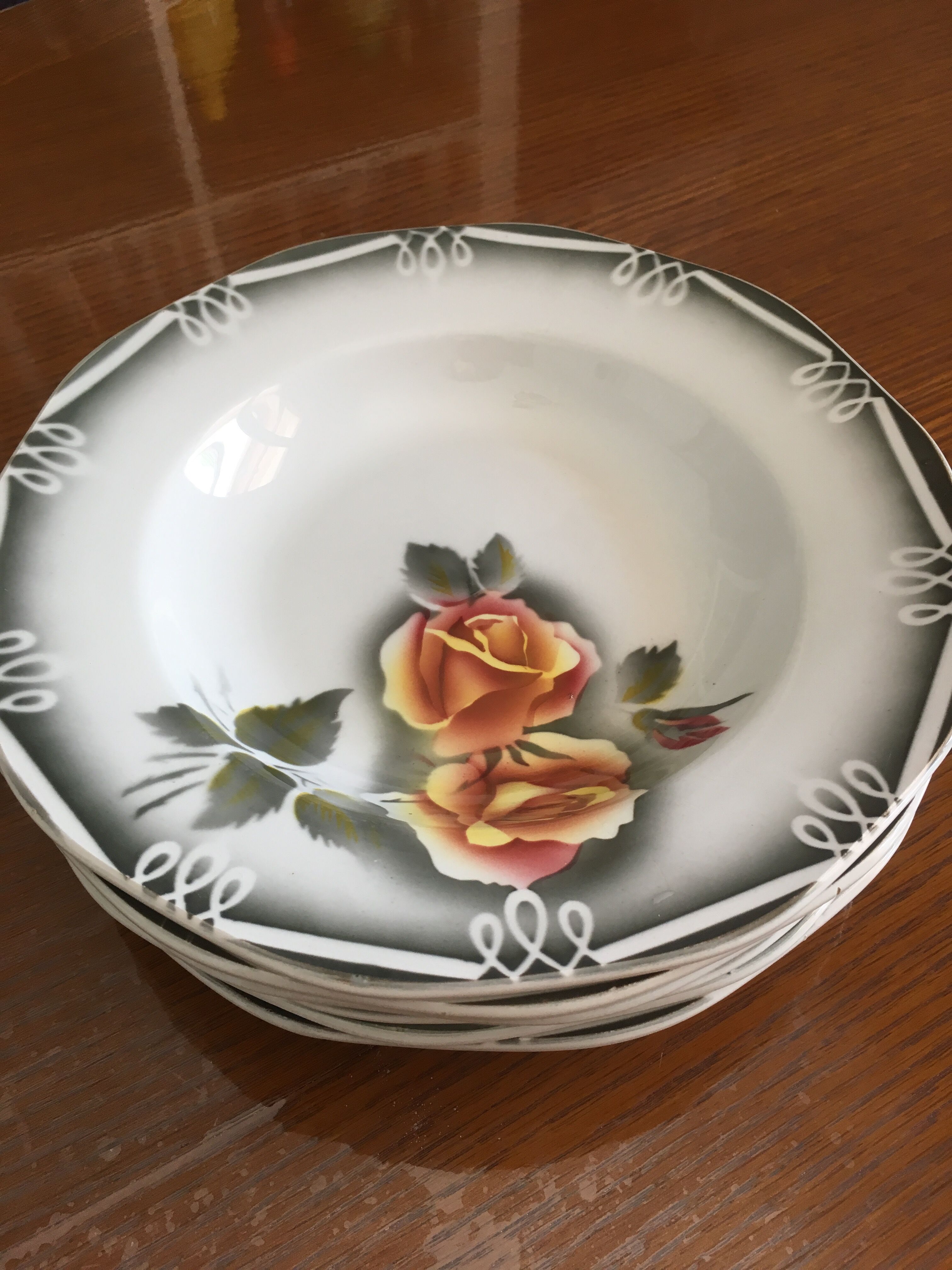 Lot of porcelain plates Digoin from sarreguemines series Odile