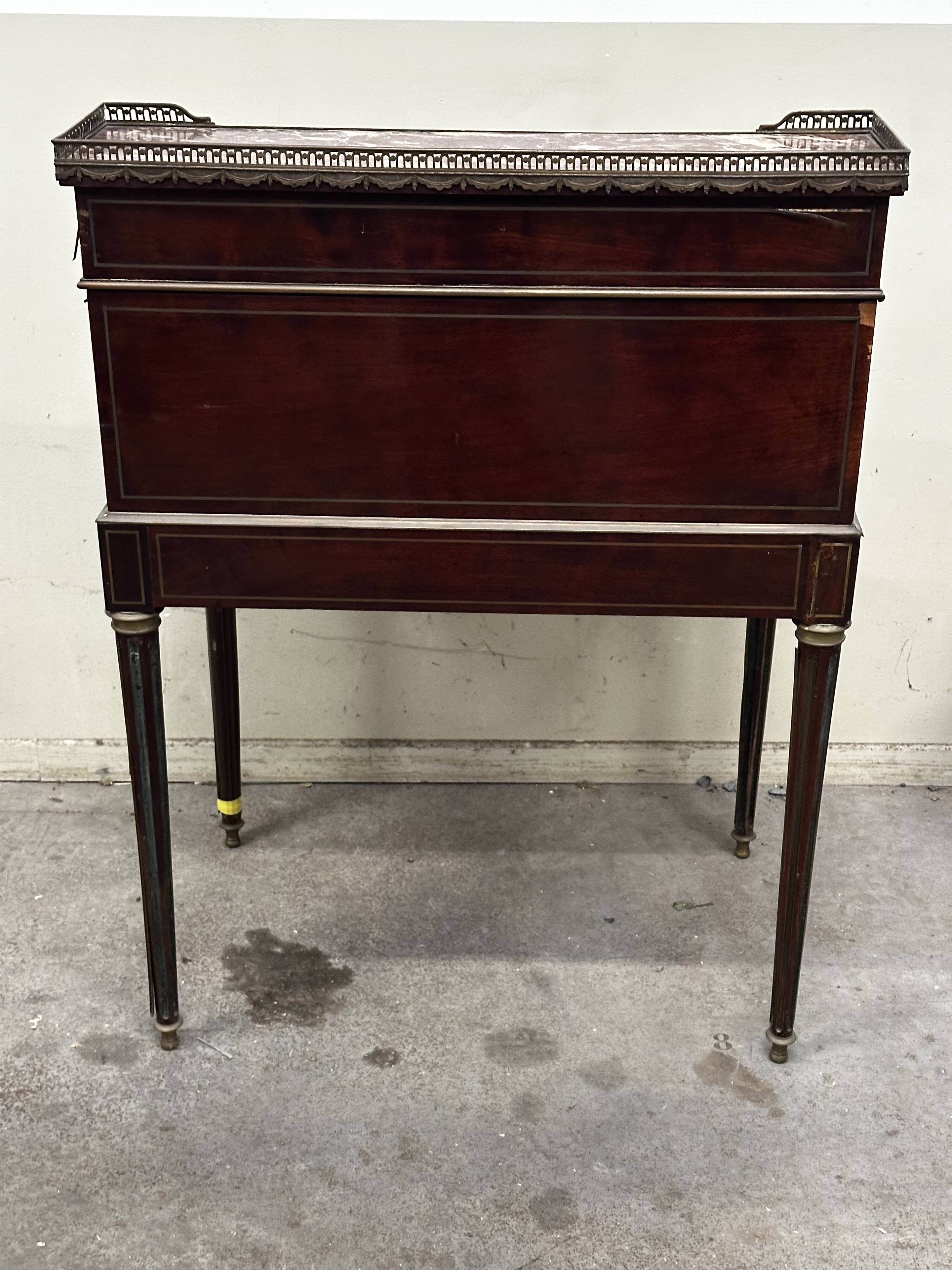 Secretary - Bonheur du Jour with pearly Louis XVI style system