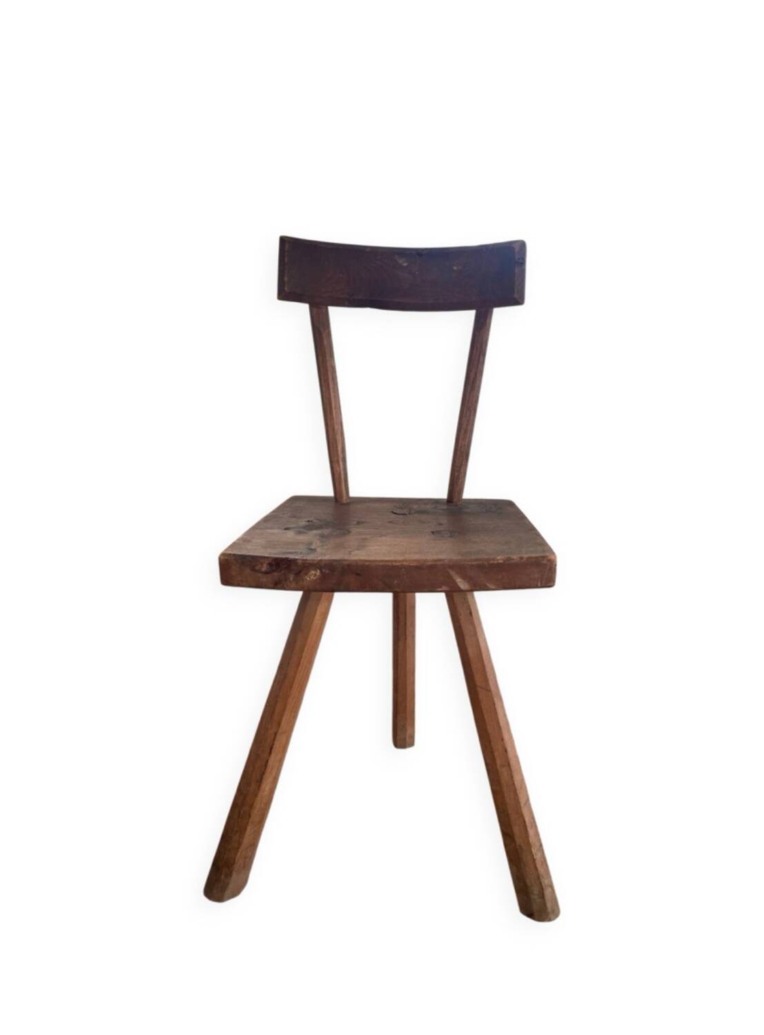 Set of three wooden tripod chairs in oak, raw art.