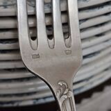 6 silver metal forks