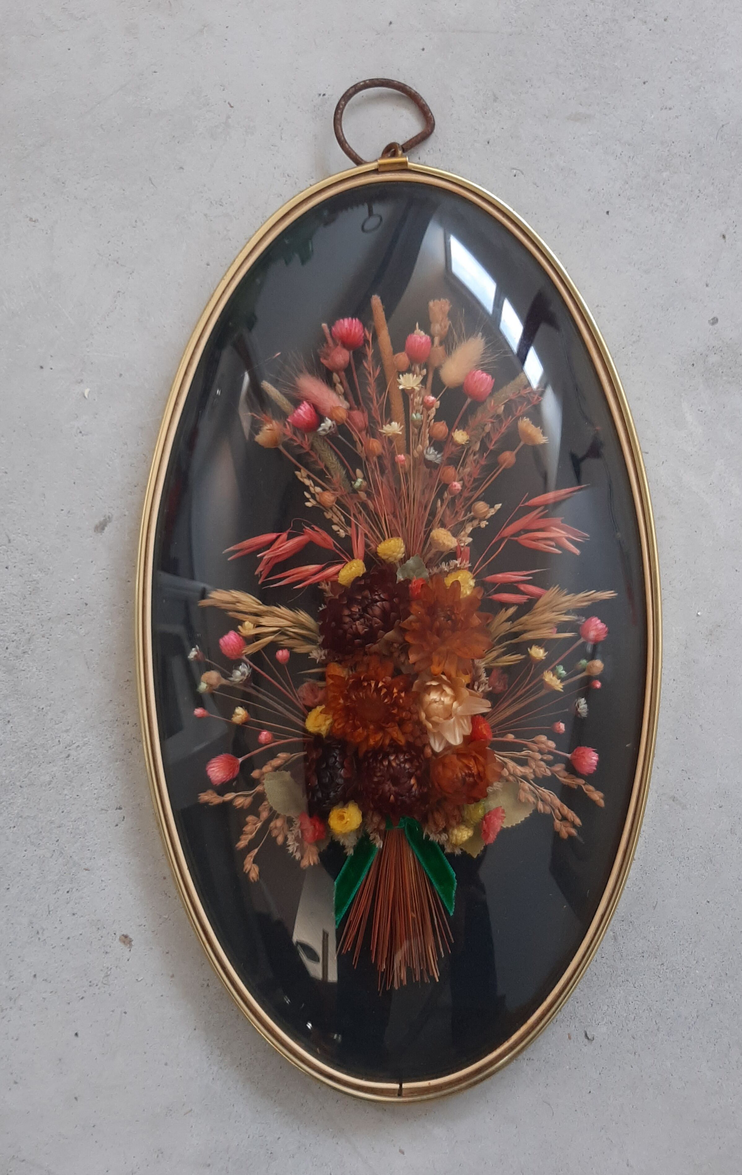 Cadre bombé fleurs séchées