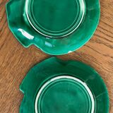 Plates in green slurry X6, in the shape of a scallop. Vallauris
