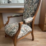 Louis Philippe armchair with wood pigeon motifs