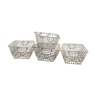 4 old Breton baskets of oysters