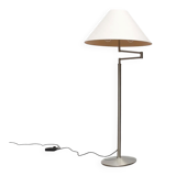 Adjustable floor lamp