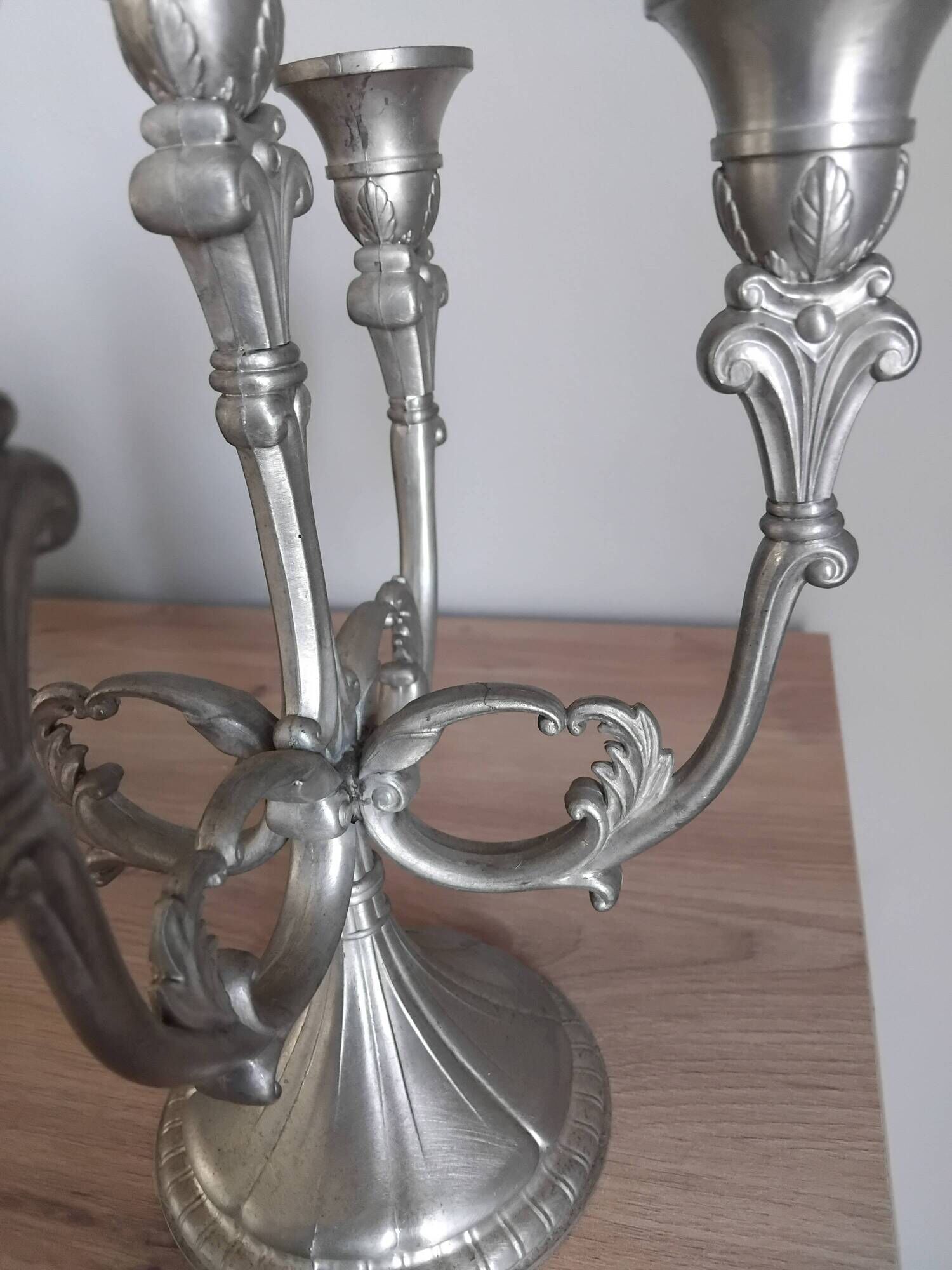 Ancienne paire Chandelier en Étain