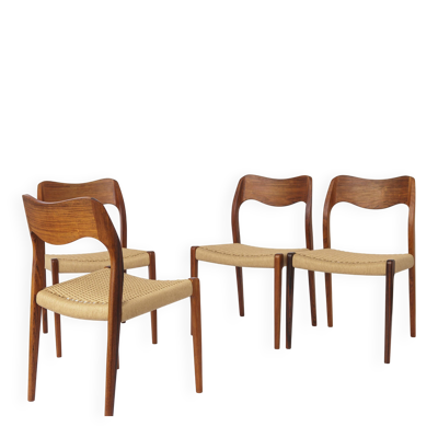 4 des 6 chaises Niels Otto Møller modèle 71, années 1960, en palissandre danois du milieu du siècle.