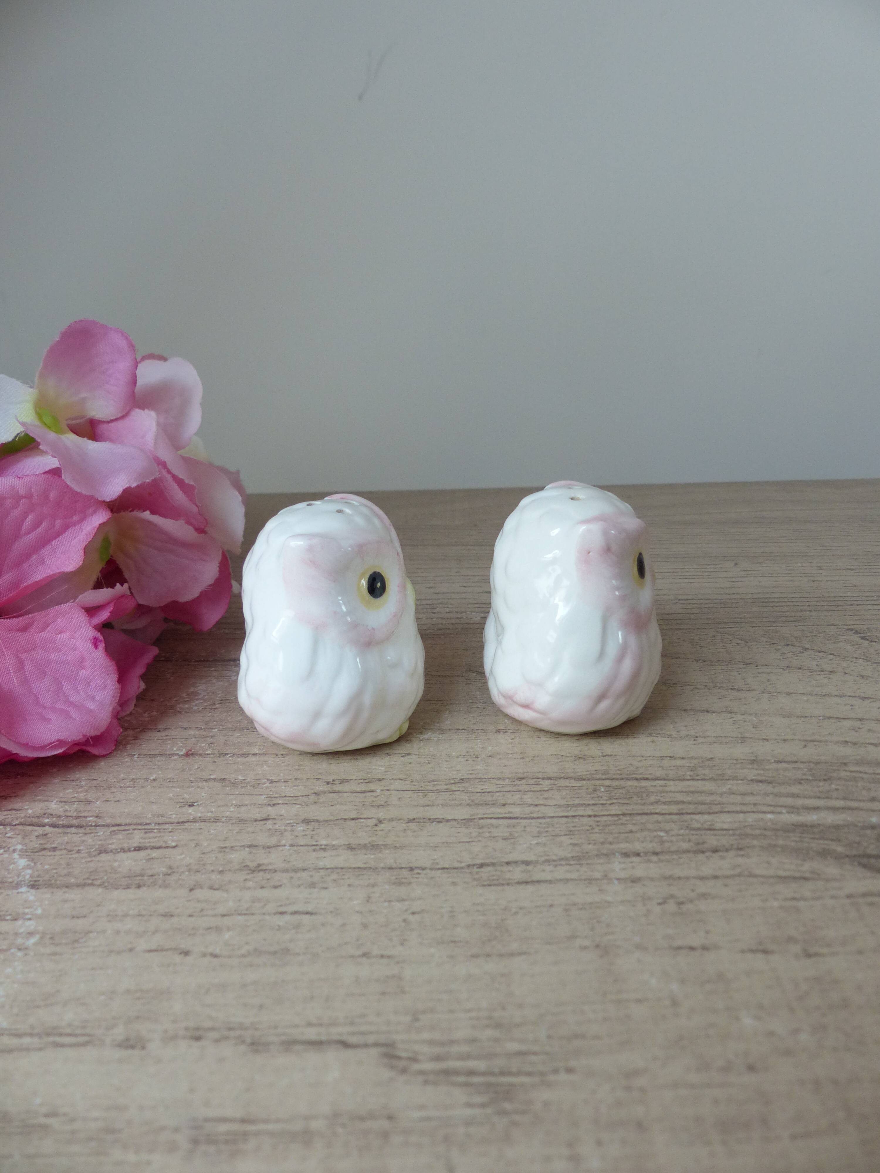 Vintage japan white and pink ceramic owl salt and pepper shaker set