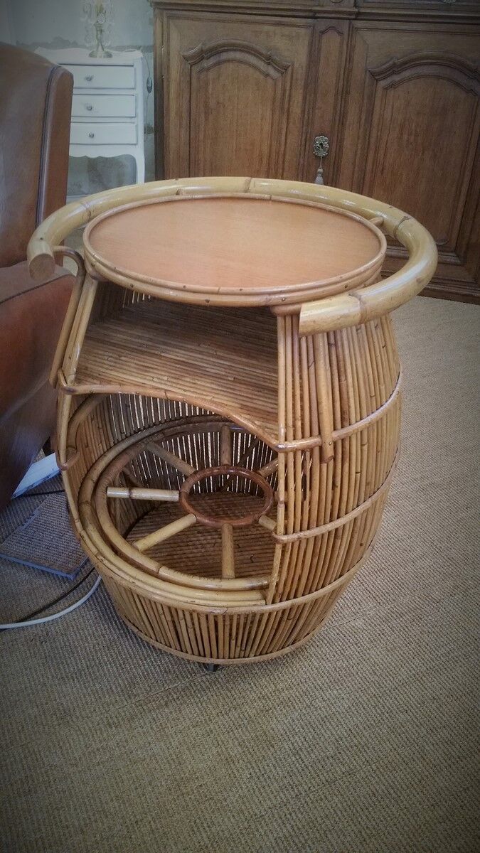 Bar on wheels vintage rattan