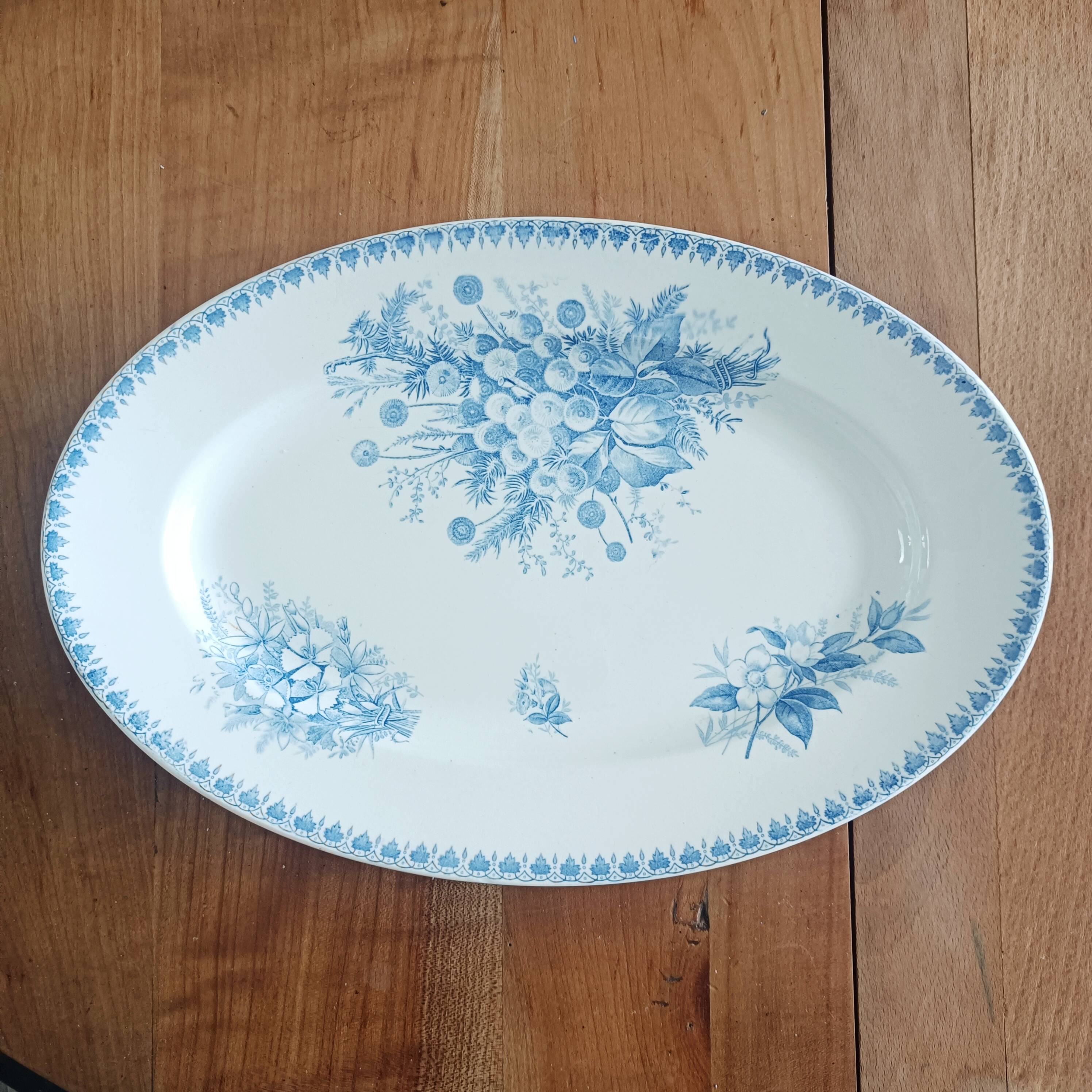 Cilla oval dish, Maastricht ceramic company