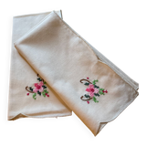 Sets of two hand-embroidered cotton napkins
