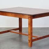 Extendable dining table for 4 to 6 people by Schuitema from the Shaker collection