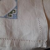 Nappe et serviettes brodés en lin