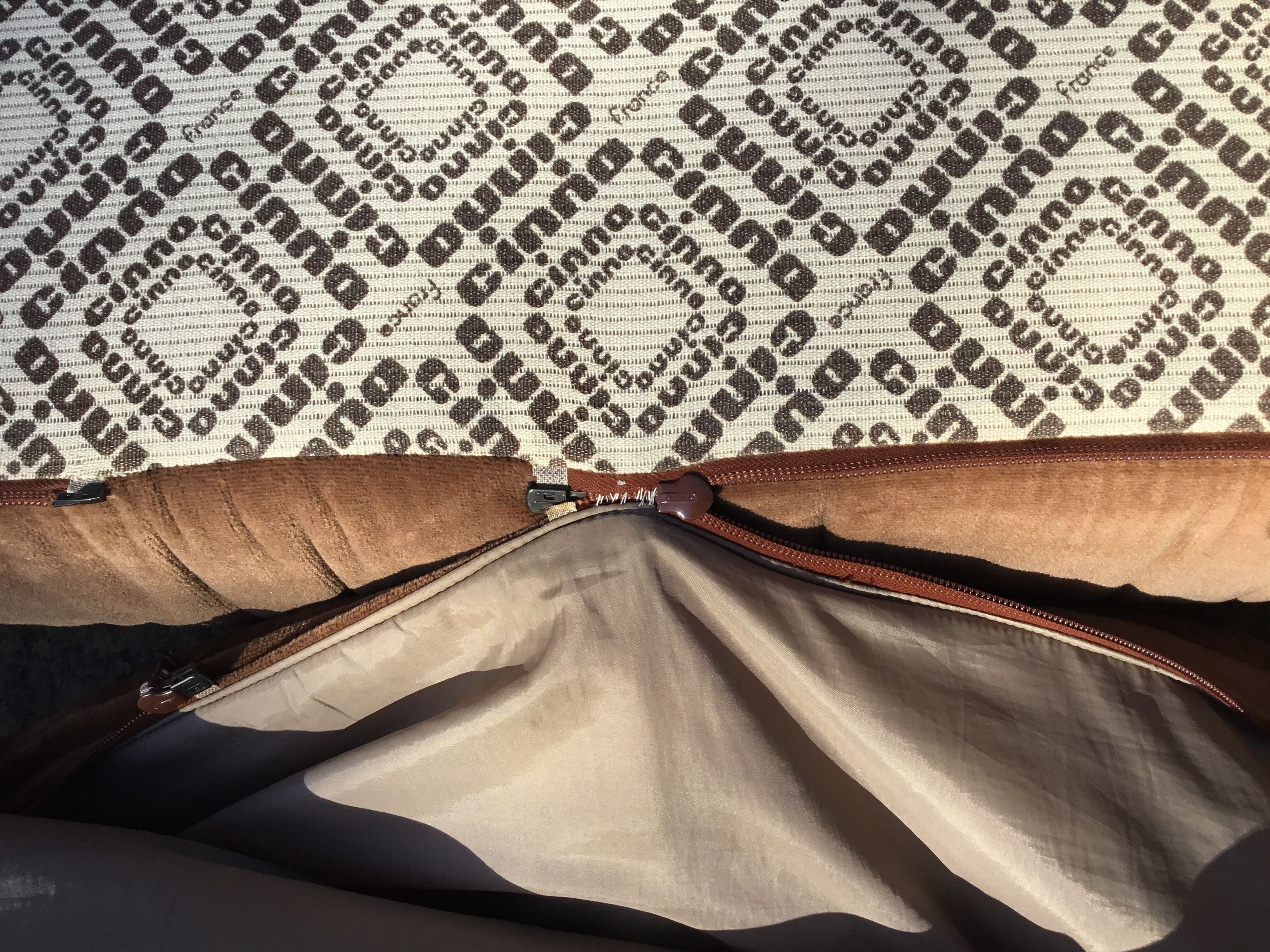 Sofa clic clac cinna / line roset. gao model by jean claude laloy 1980