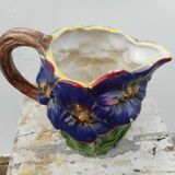 Pitcher dabbling