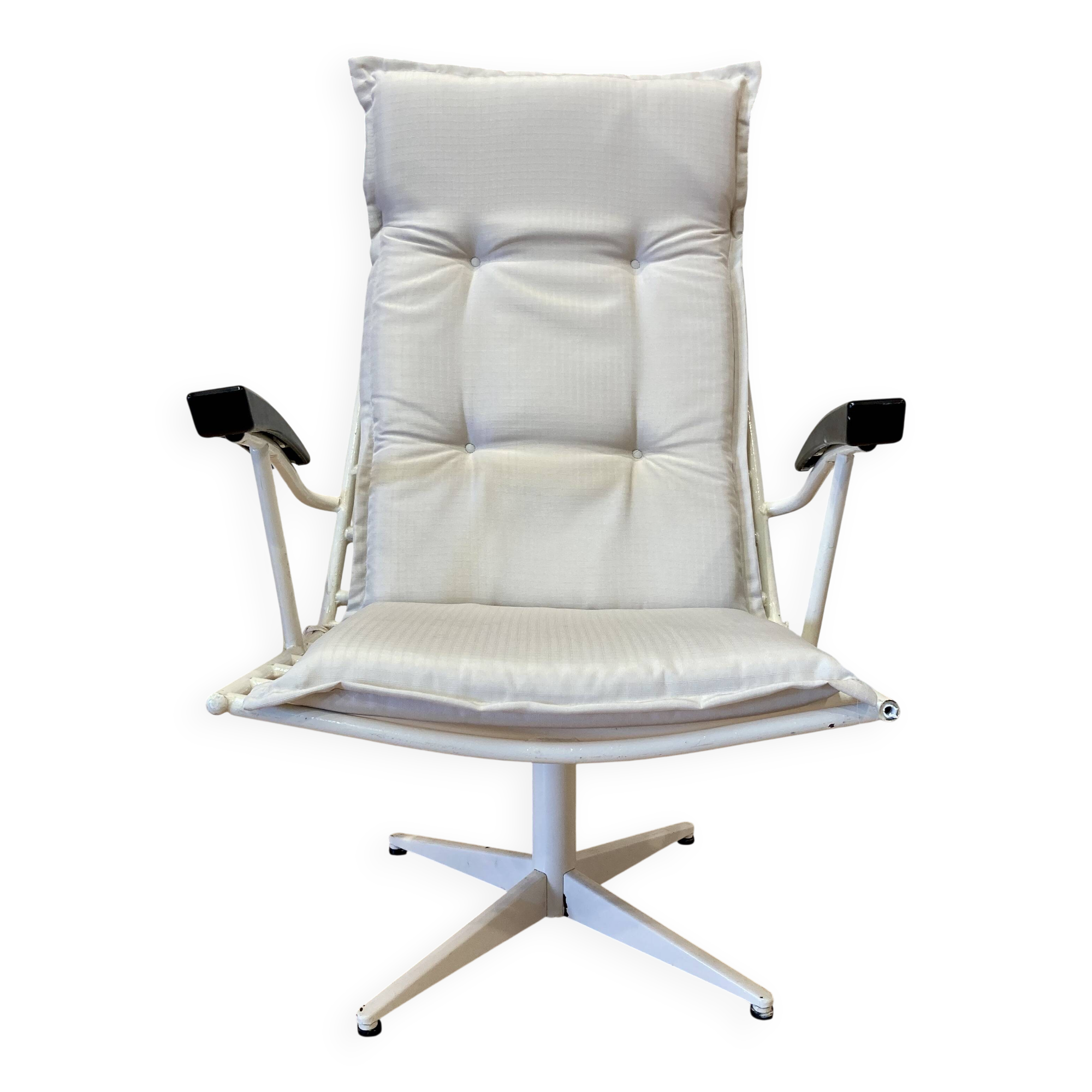 Swivel armchair in metal and Bakelite, 1960s design.