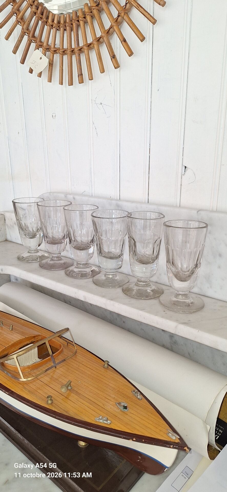 set of 6 "bistro" stemmed glasses