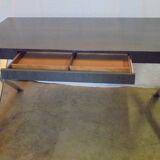 Flat office with metal feet of the 80s