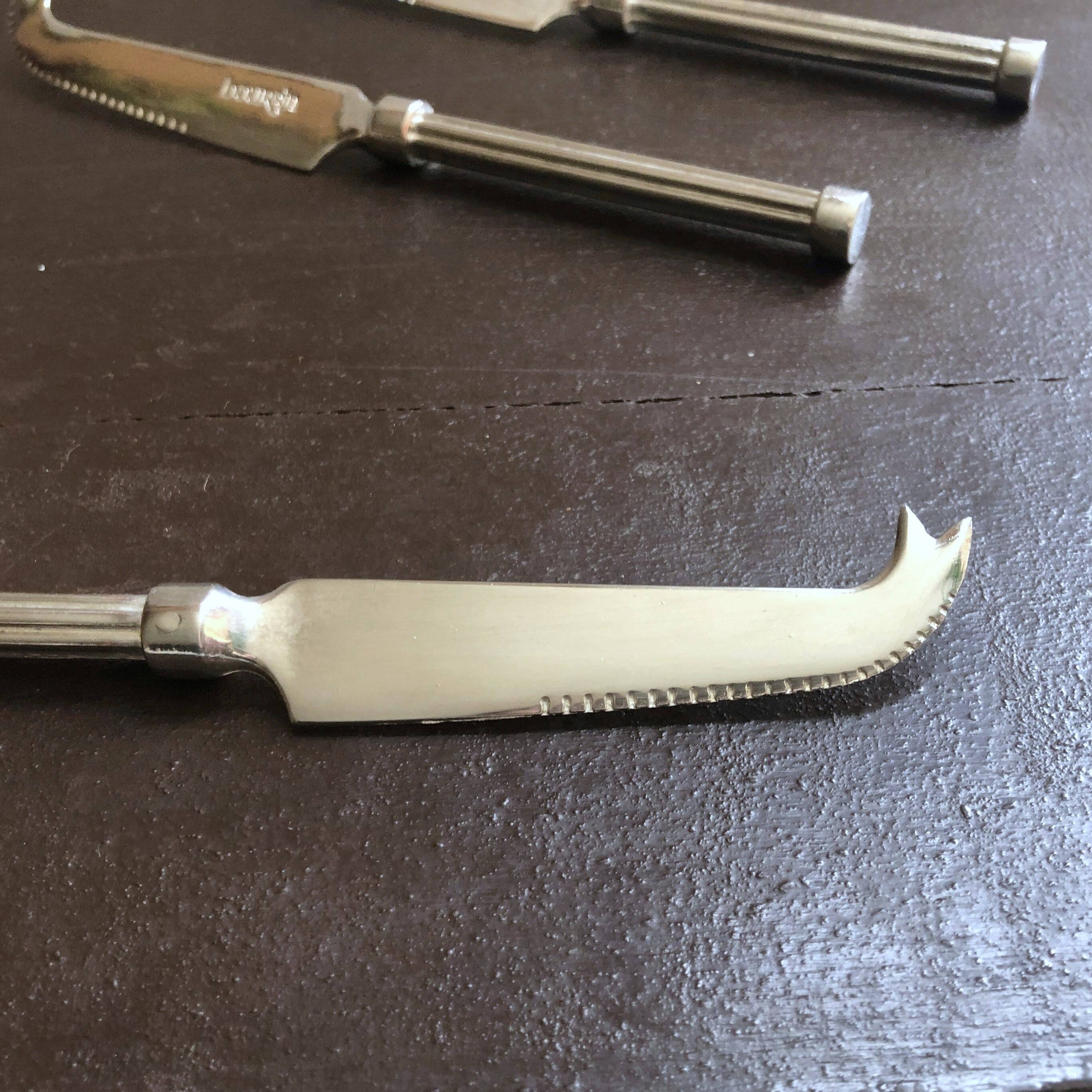 Lot de 3 petits couteaux à fromage métal argenté