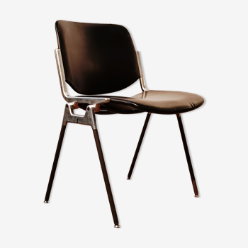 Chair JSC by Giancarlo Piretti Castelli