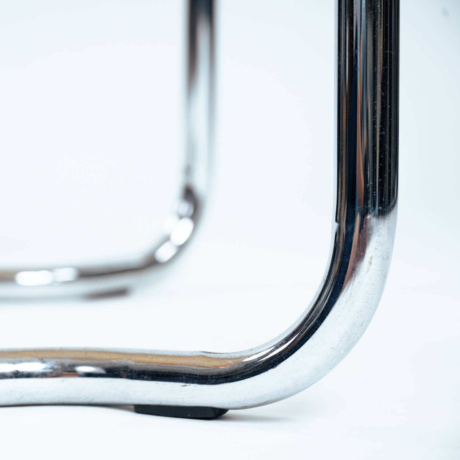 4 Bauhaus wicker chairs, in the style of Marcel Breuer, stackable