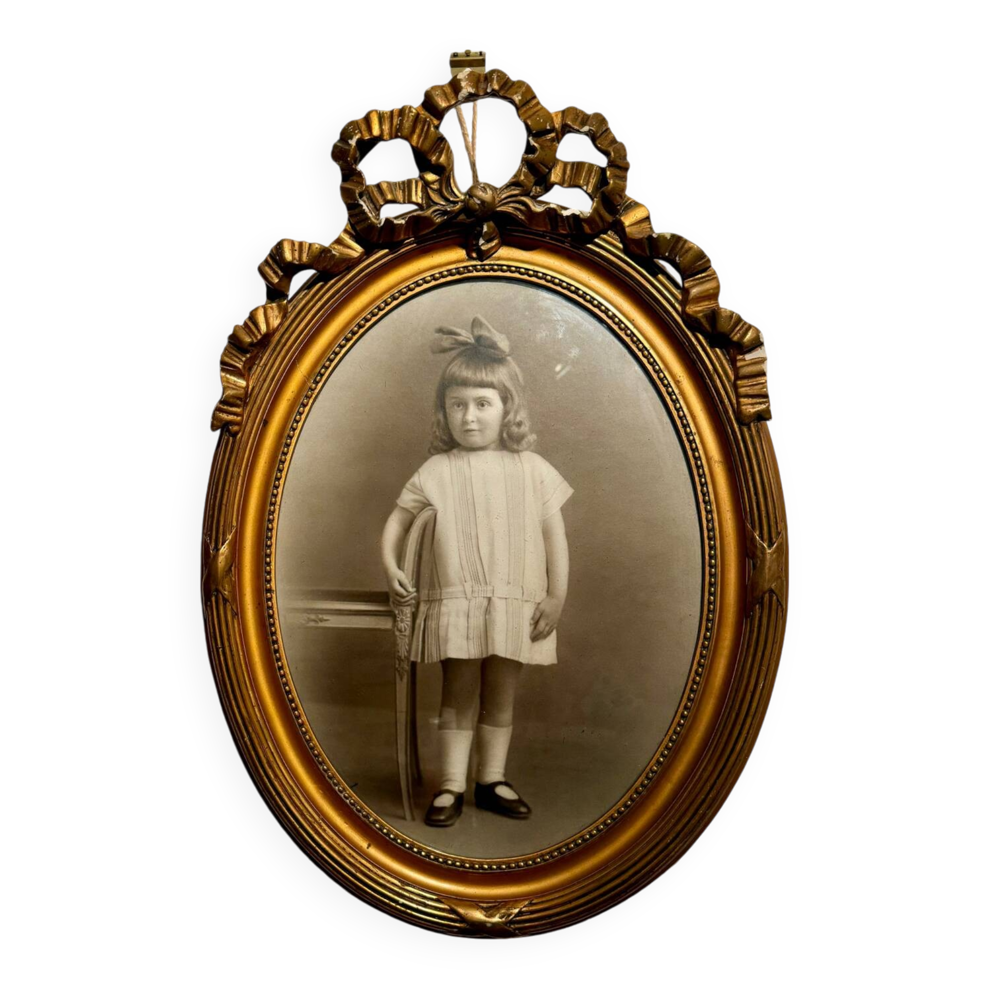 Old photograph, young girl with ribbon, 19th century