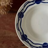 Round hollow iron earth dish Badonviller Ballon