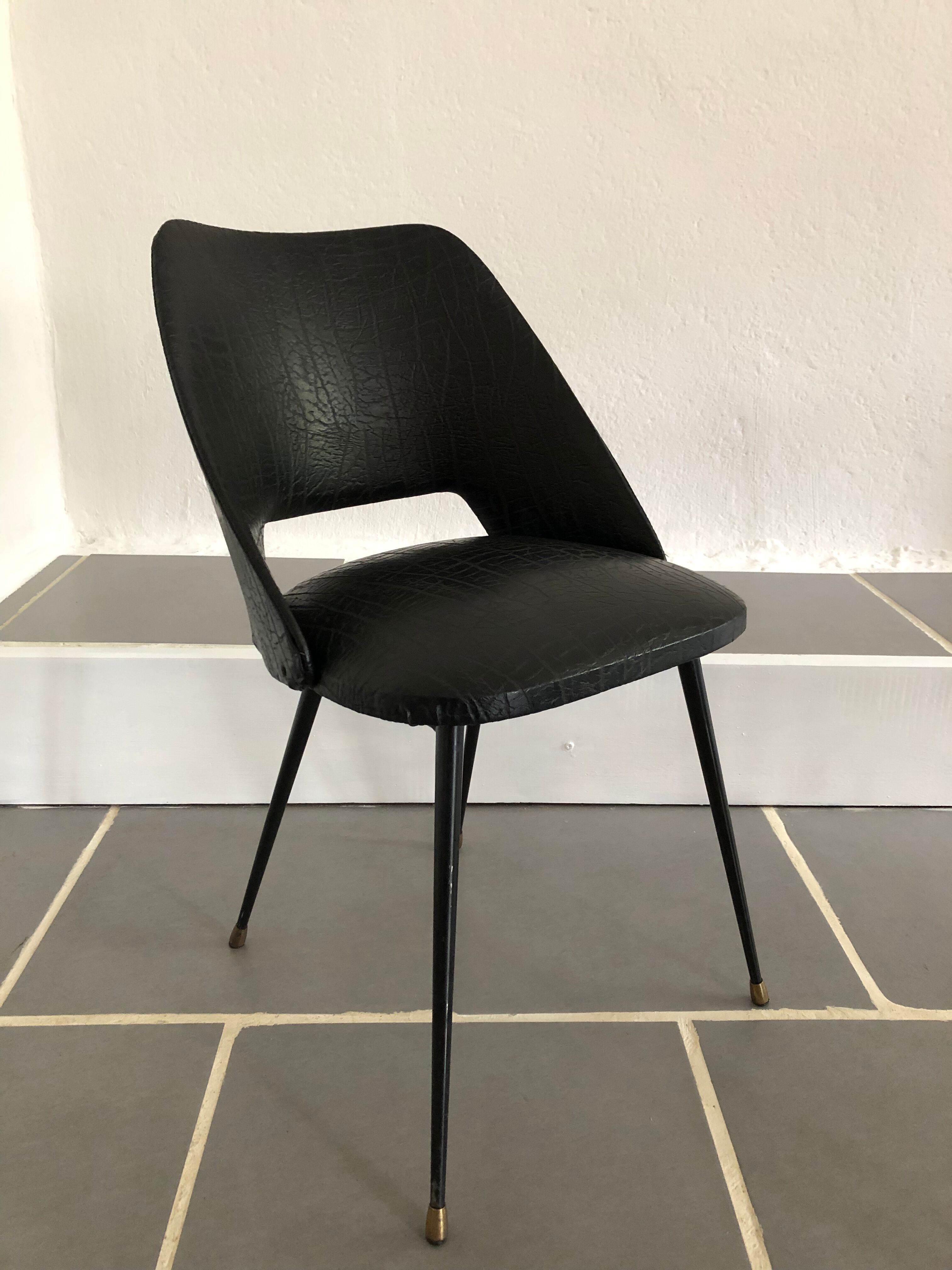 Vintage Italian chair 50s