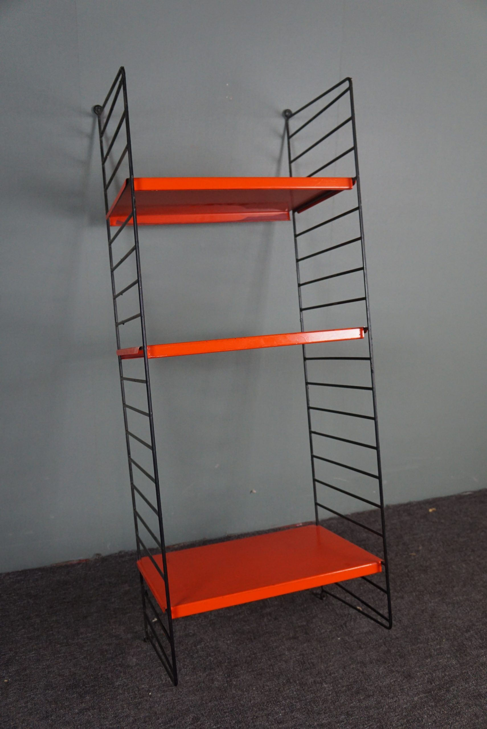 Modular wall system vintage top Dutch Design