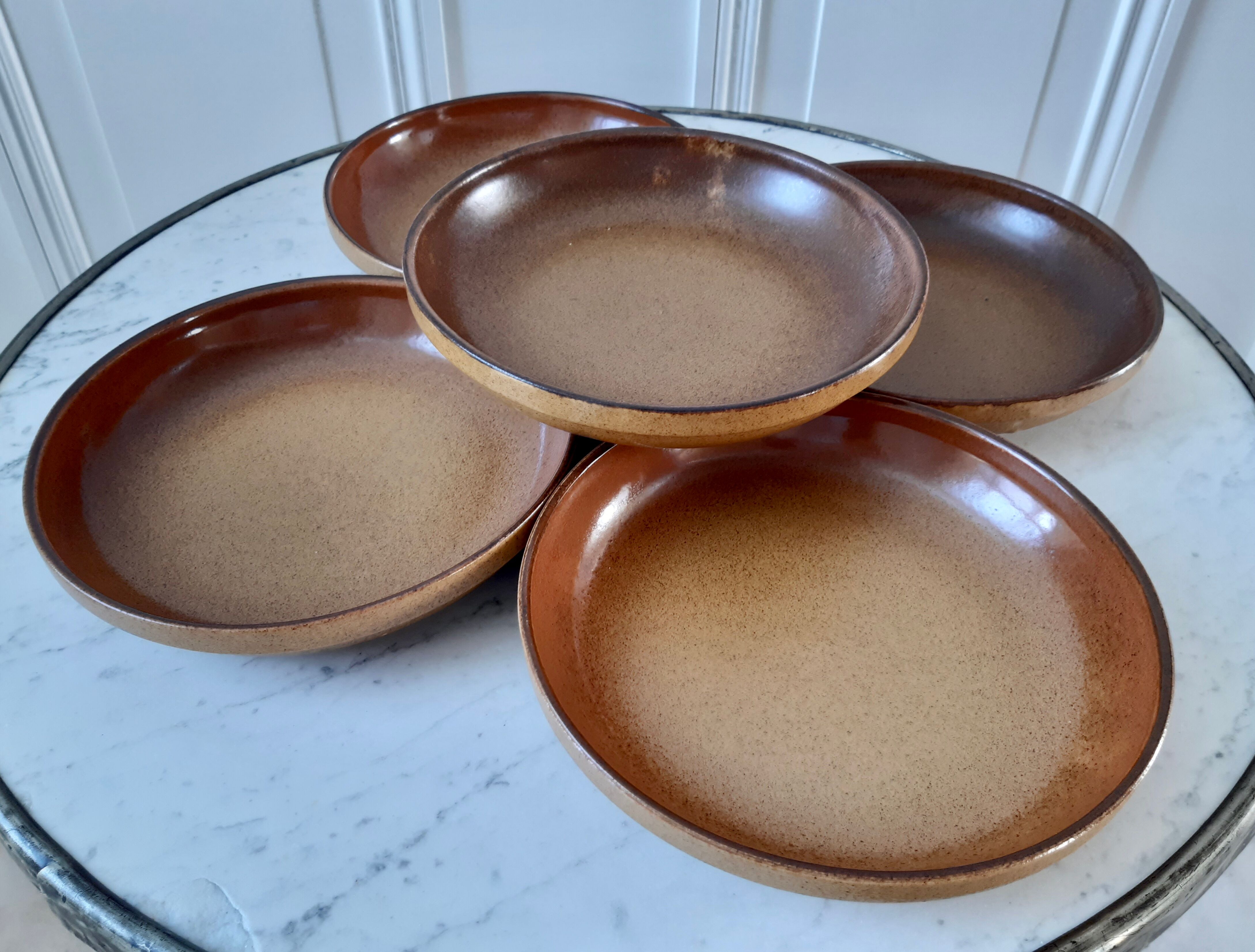 Lot of 5 hollow sandstone plates
