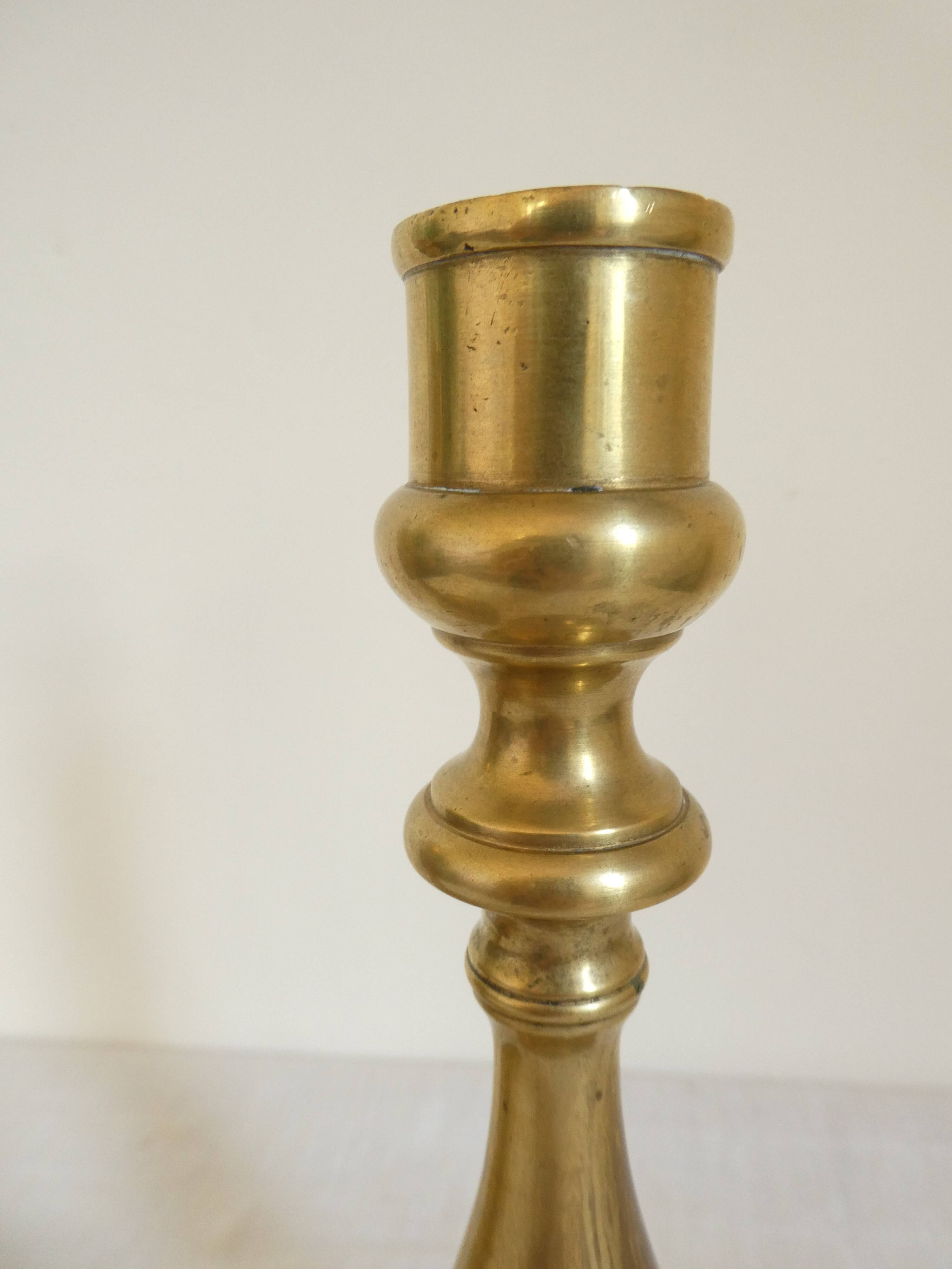 Pair of bronze candlesticks from the Restoration period, circa 1820