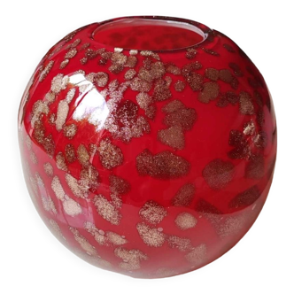 Vintage ball shaped vase in Murano Art glass. Deep red, gold glitter inclusions