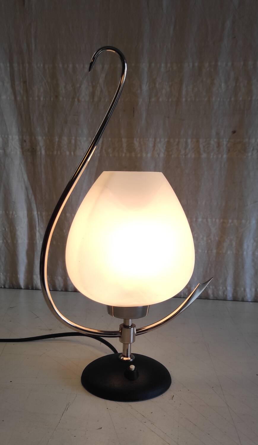 Table lamp from the Arlus house in brass and opaline - 1950s/60s