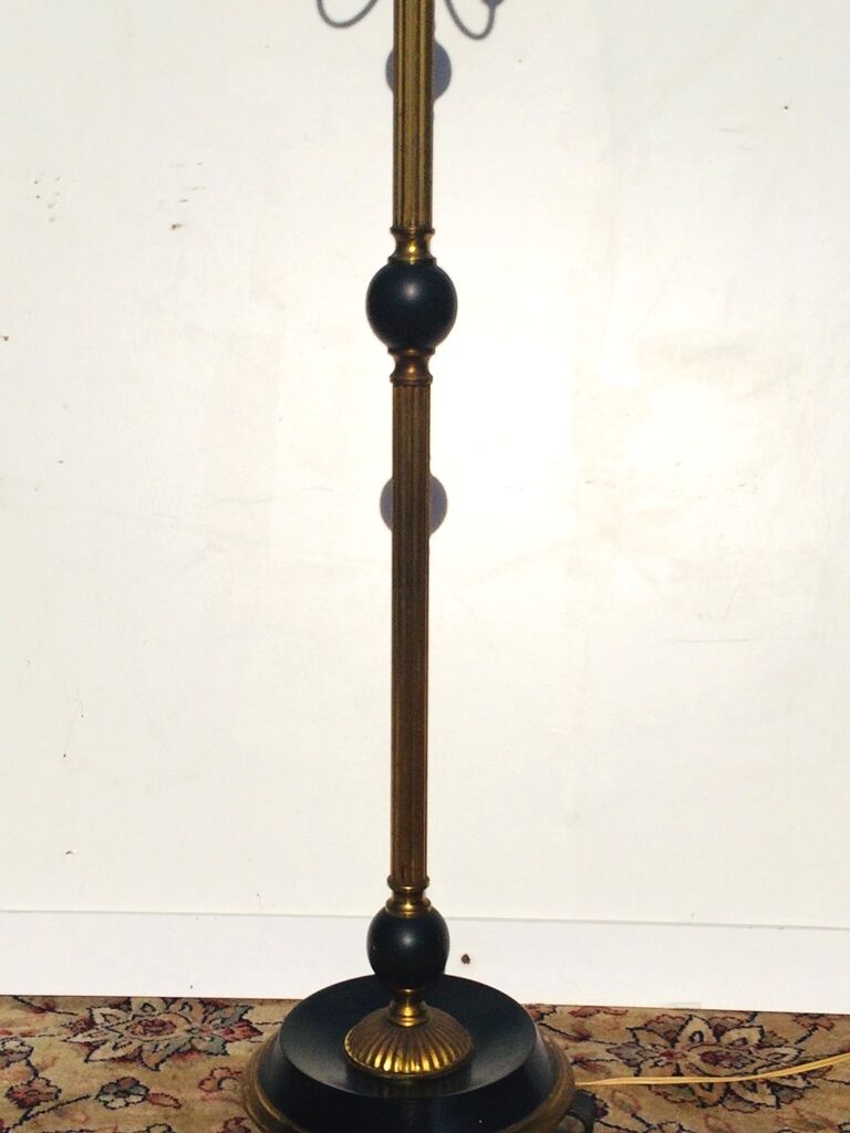 Floor lamp " Hollywood Regency ". Vintage