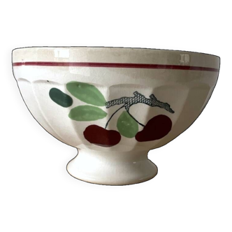 Large Old Milk Coffee Bowl with Patterns of Red Cherries and Green Leaves