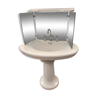 Art Deco washbasin
