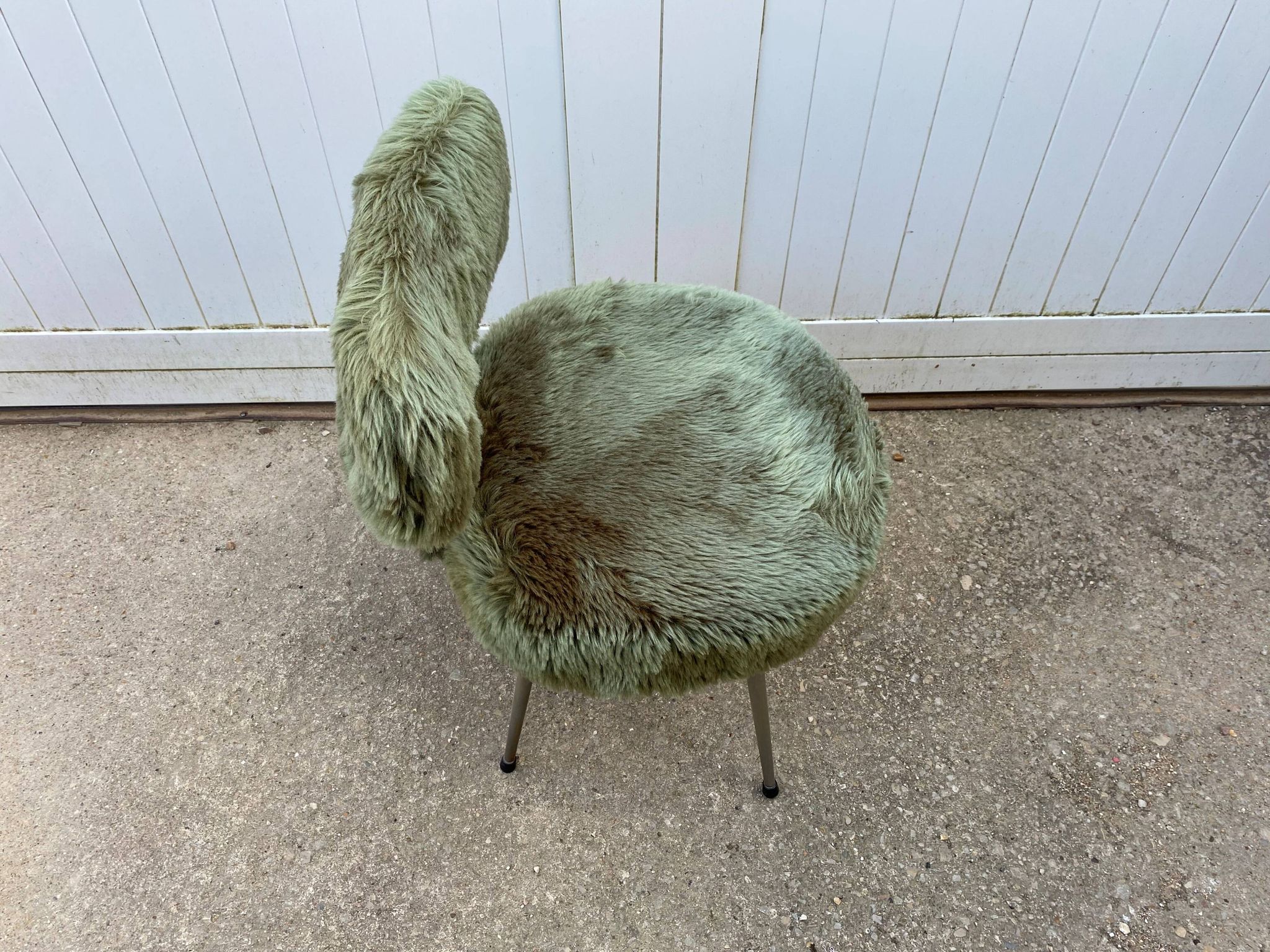 Chaise moumoute verte vintage 1960
