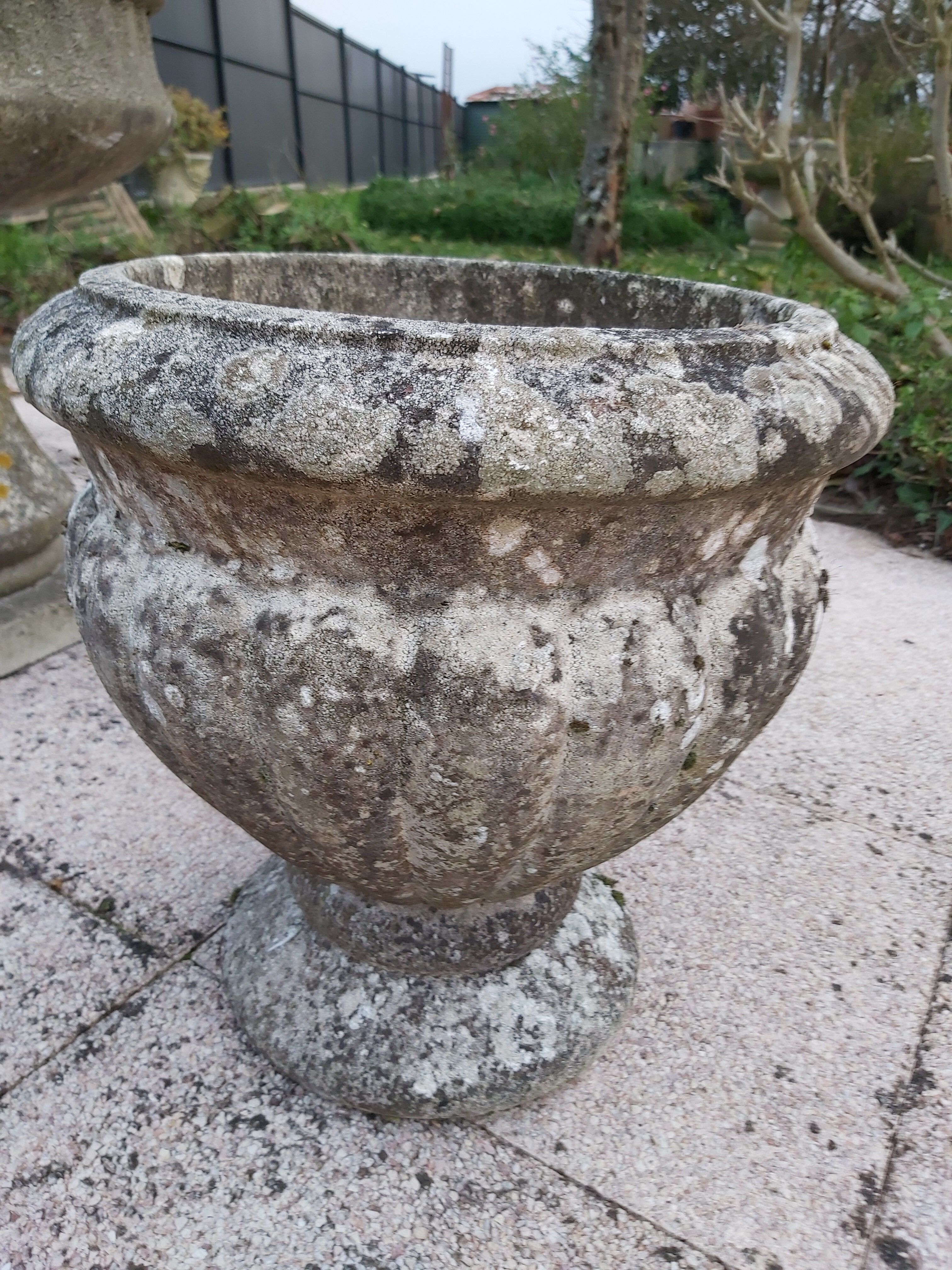 Jardinière Médicis en pierre reconstituée