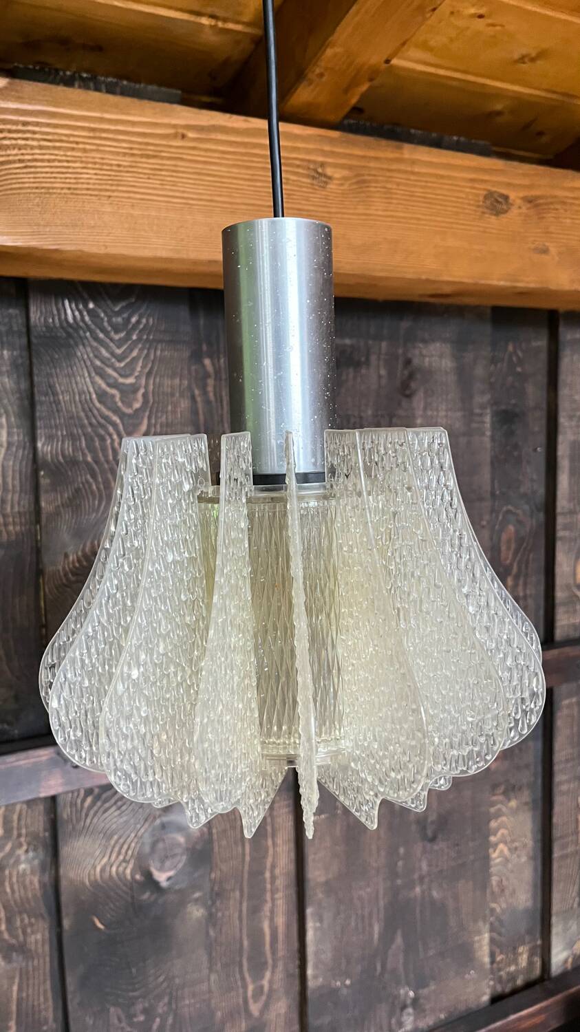 Suspension in plexi and stainless steel from the 70s