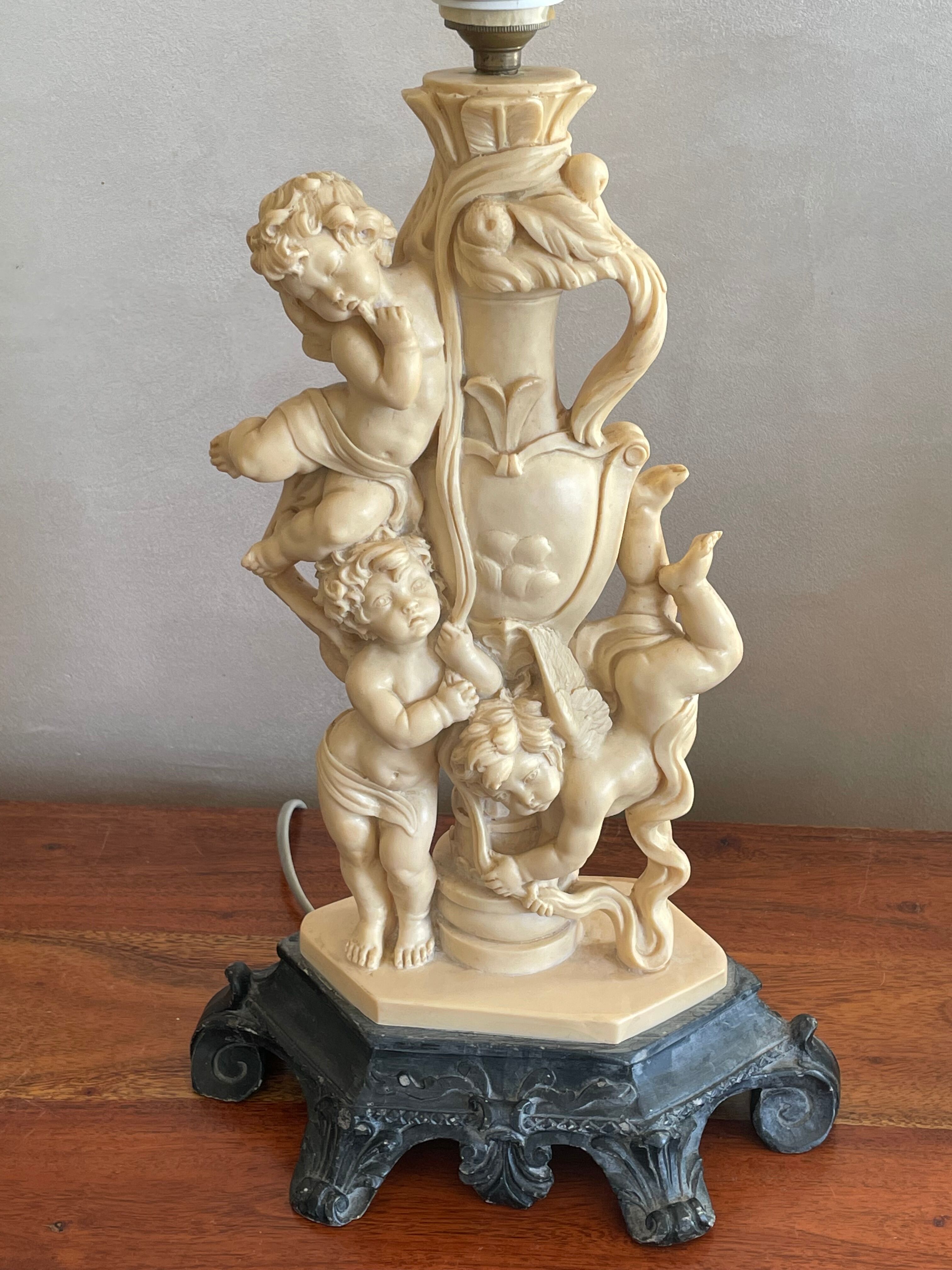 Lamp foot decorations cherubs in Santini resin