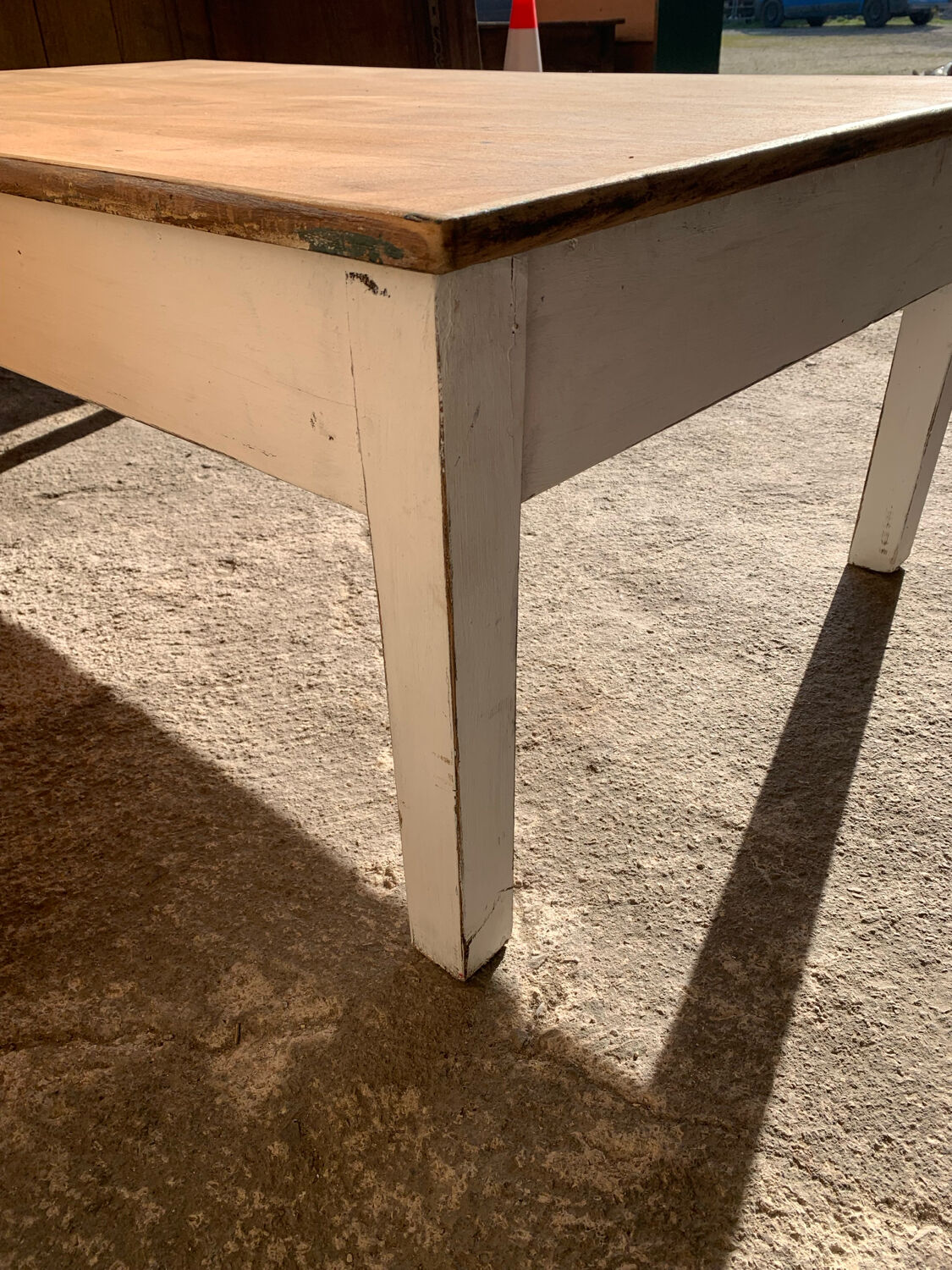 Brut tabletop coffee table